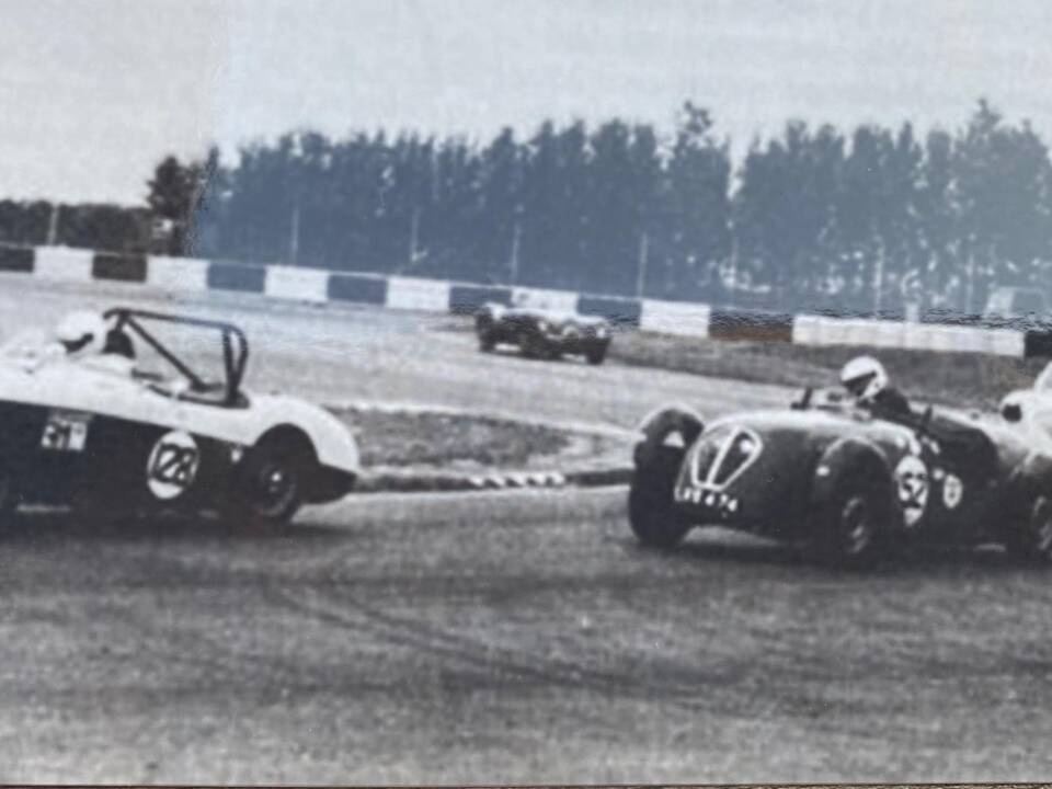 Bild 12/14 von Healey Silverstone (1950)