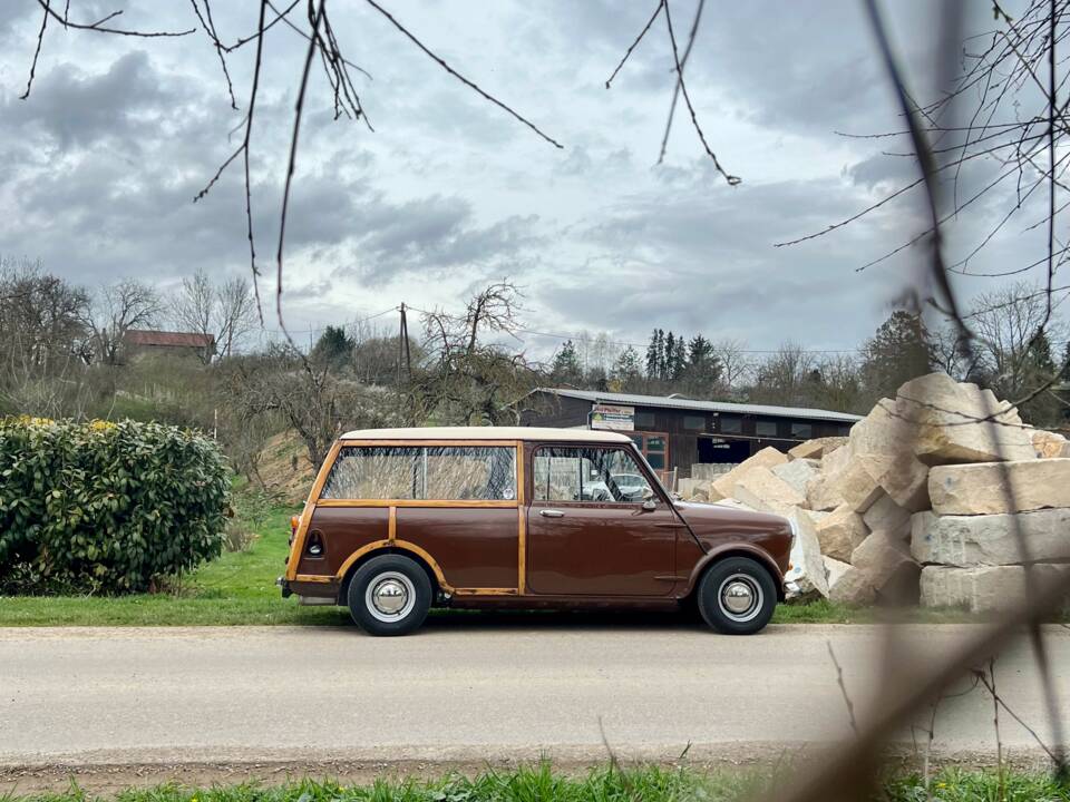 Image 7/45 of Austin Mini Countryman (1968)