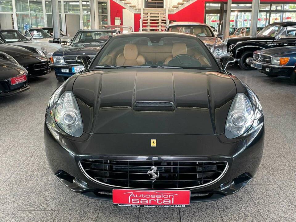 Imagen 5/17 de Ferrari California (2012)
