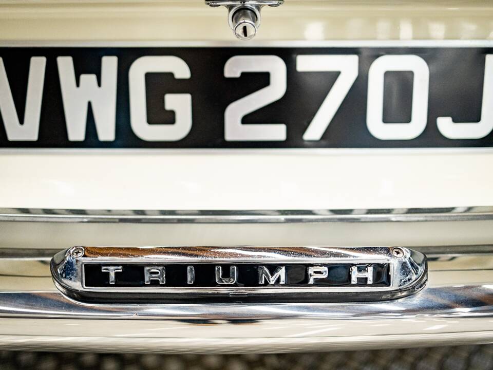 Bild 25/50 von Triumph Stag (1971)