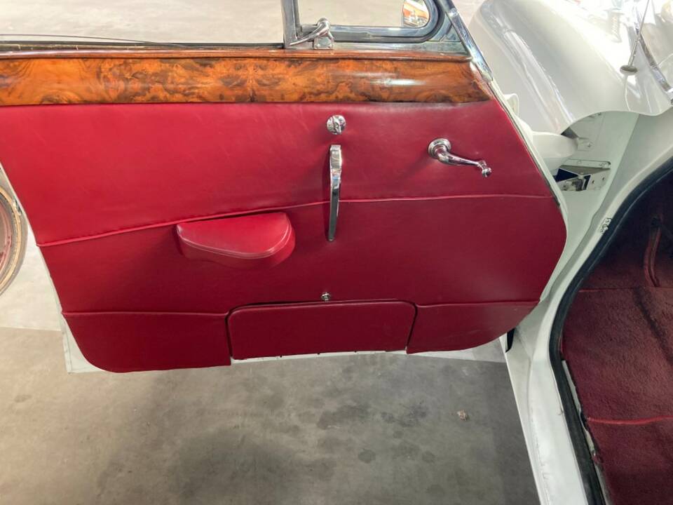Image 11/38 of Jaguar Mk VII (1952)