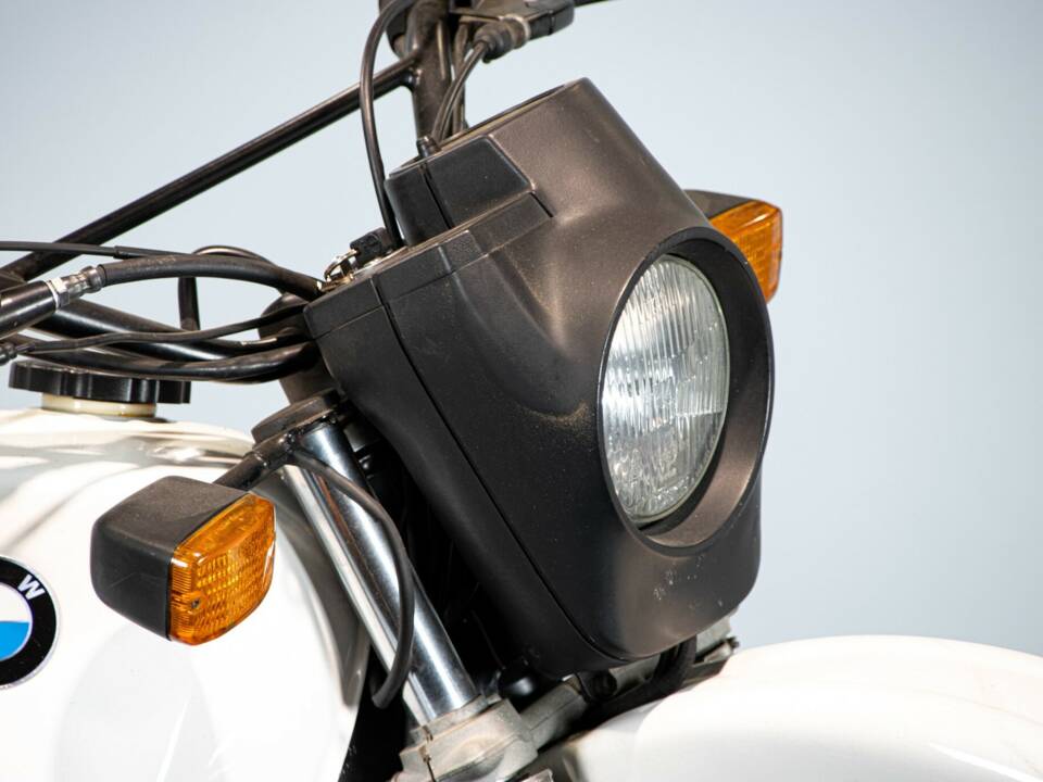 Image 34/50 of BMW R 80 GS (1983)