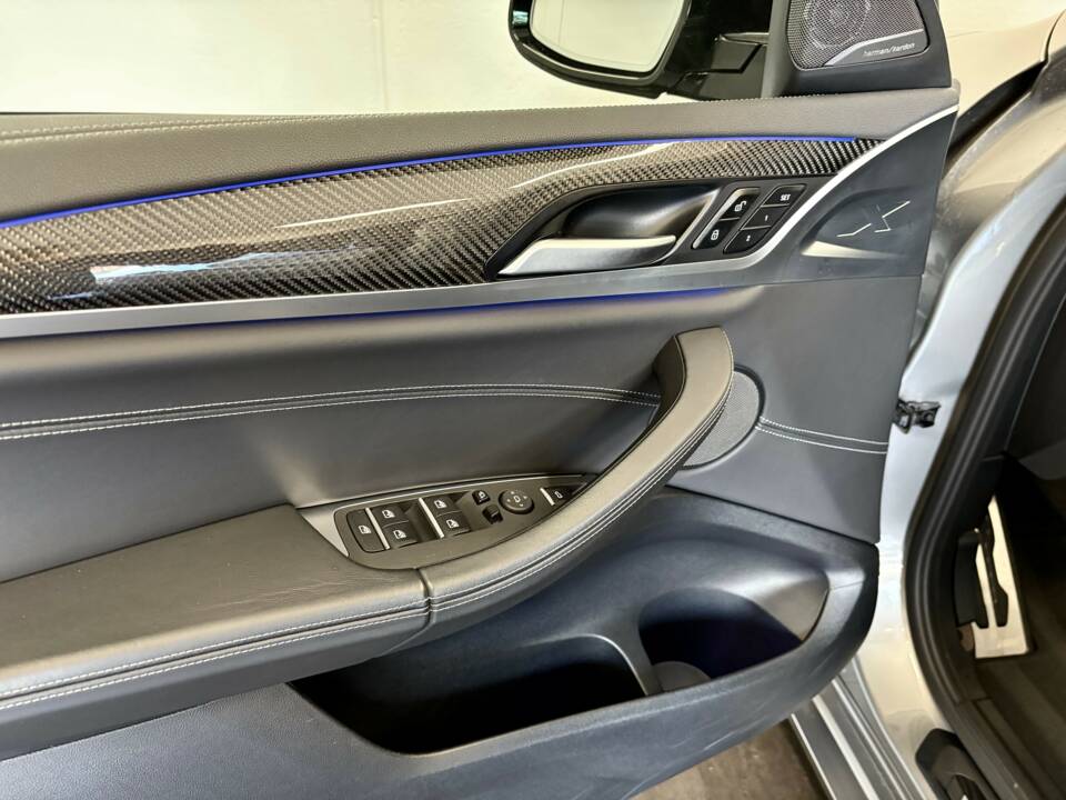 Image 27/39 de BMW X4 M (2020)