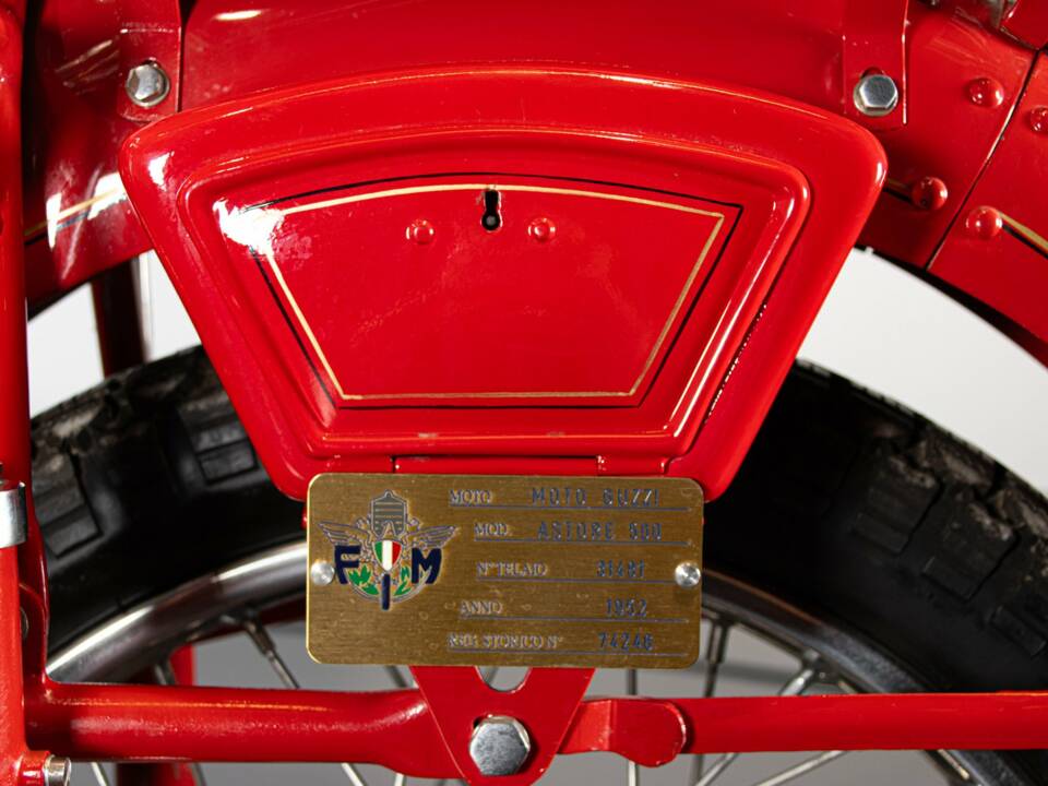 Imagen 48/50 de Moto Guzzi DUMMY (1952)
