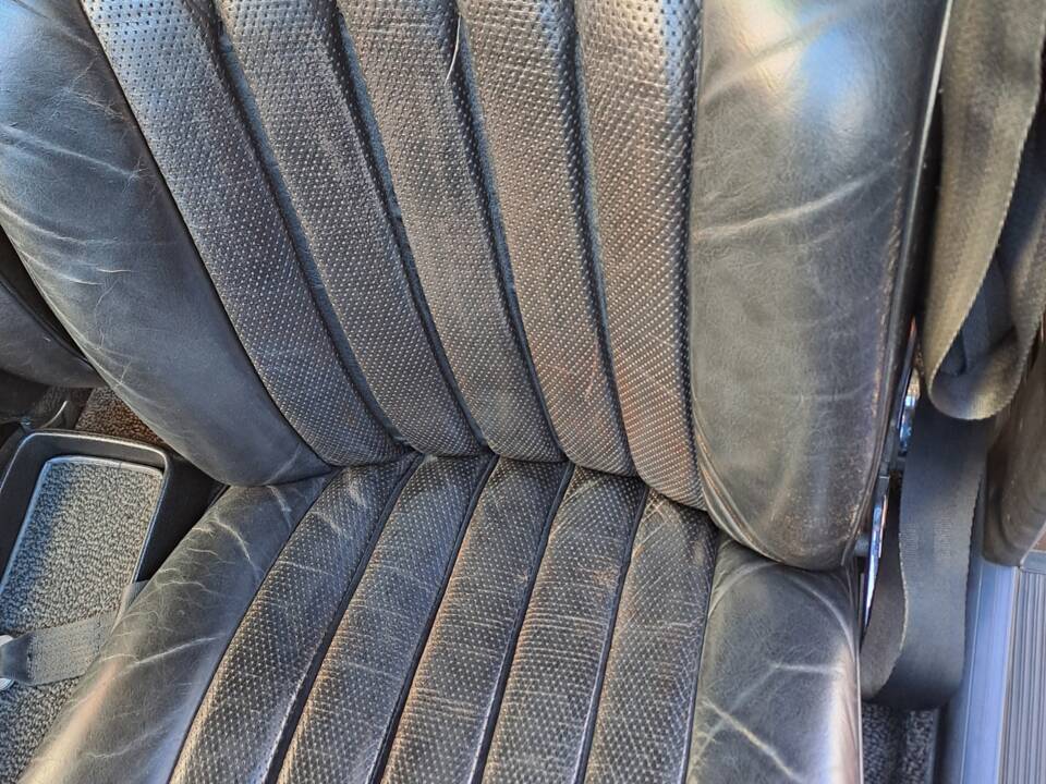 Image 16/73 of Mercedes-Benz 280 SE (1971)