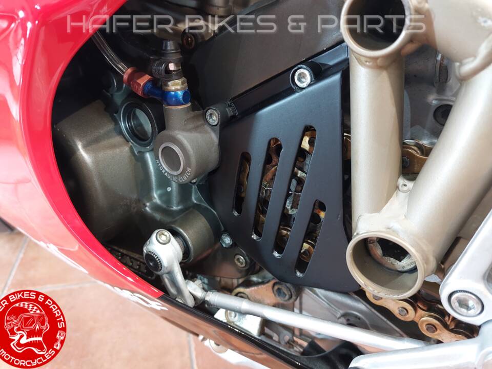 Obraz 33/38 pojazdu Ducati 916 (1998)