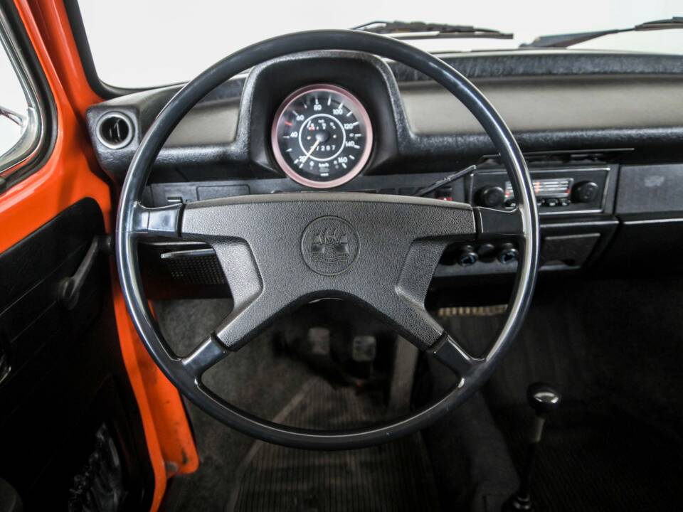 Bild 8/50 von Volkswagen Käfer 1303 S (1972)