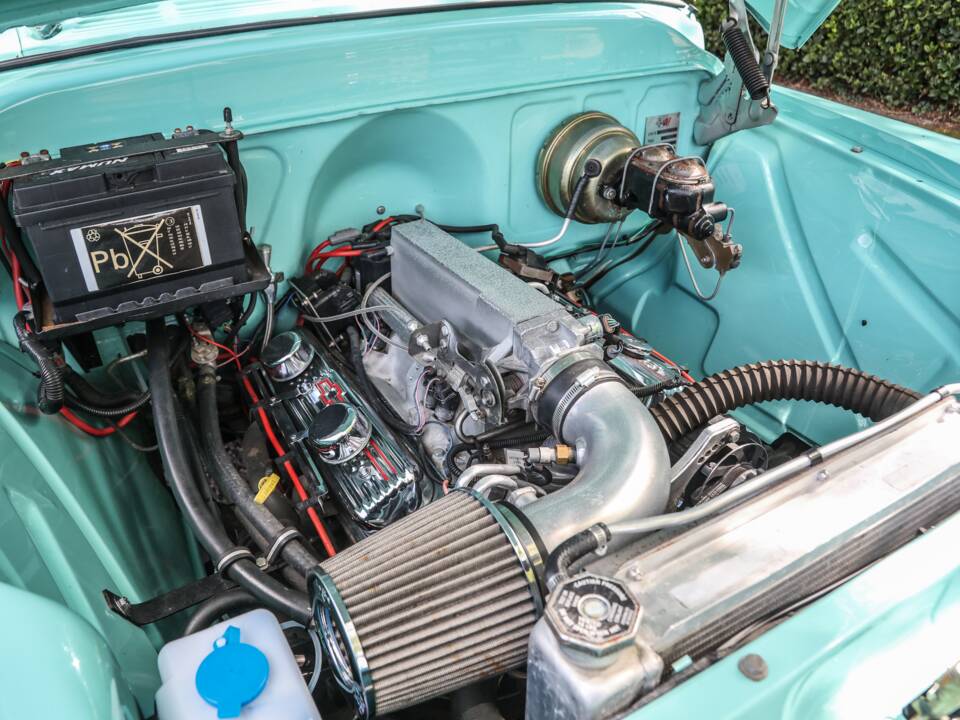 Bild 12/34 von Chevrolet 3100 ½-ton (1957)