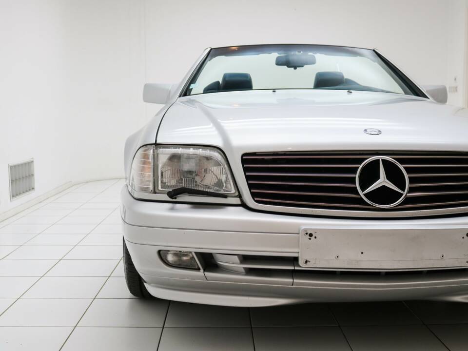 Bild 39/84 von Mercedes-Benz SL 320 (1996)
