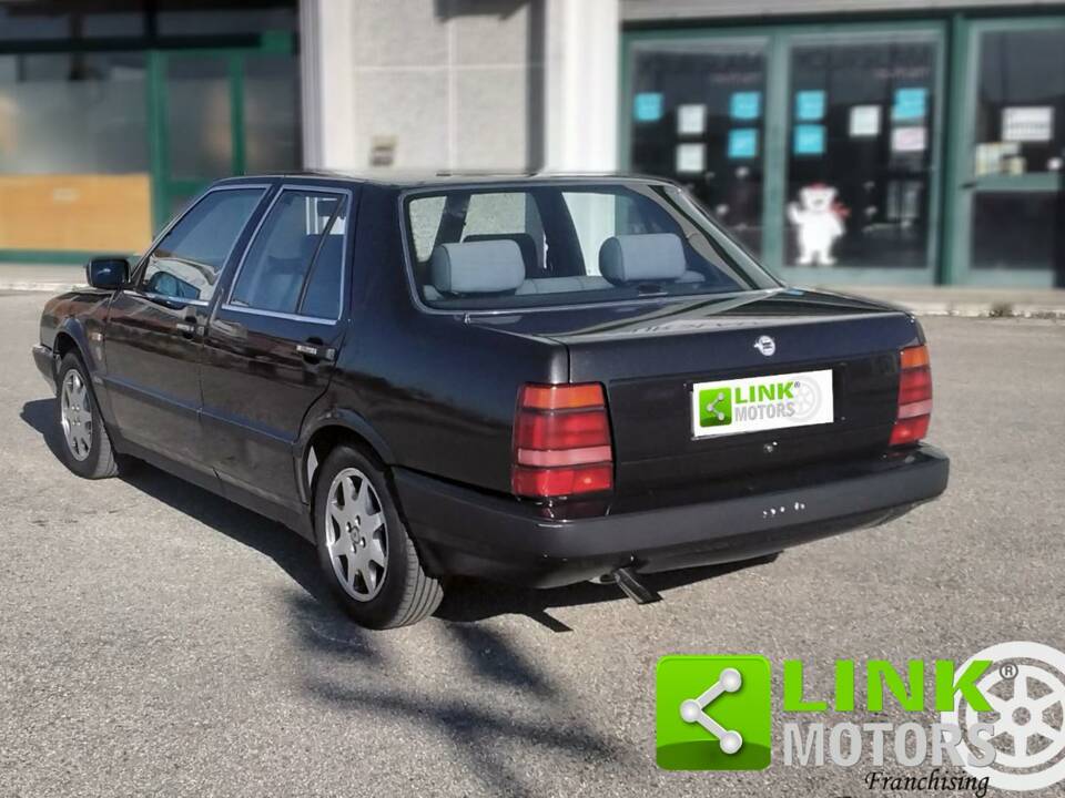 Image 7/10 of Lancia Thema I.E. (1990)