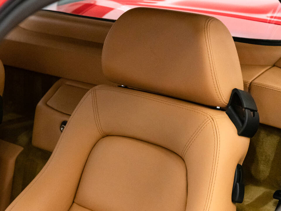 Imagen 26/39 de Ferrari F 355 Berlinetta (1997)