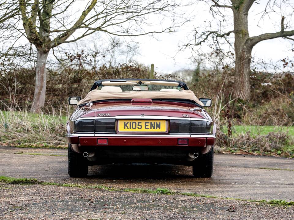 Image 23/45 of Jaguar XJS 5.3 V12 (1993)
