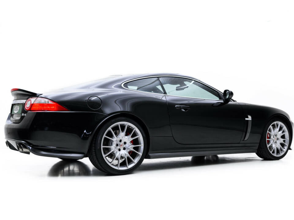 Image 9/37 of Jaguar XKR (2008)