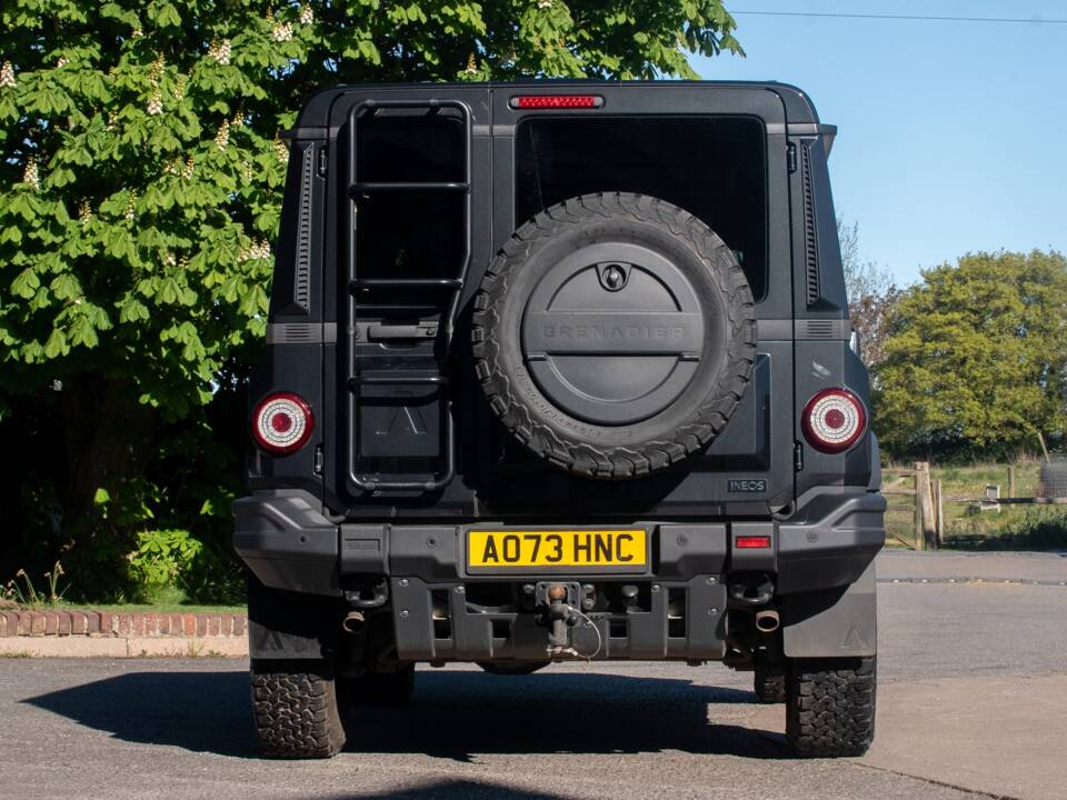 Image 6/50 of INEOS Grenadier Station Wagon Fieldmaster (2023)