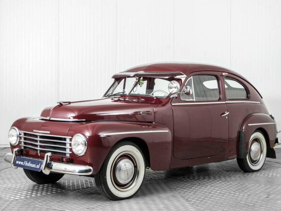 Image 1/50 of Volvo PV 444 (1953)