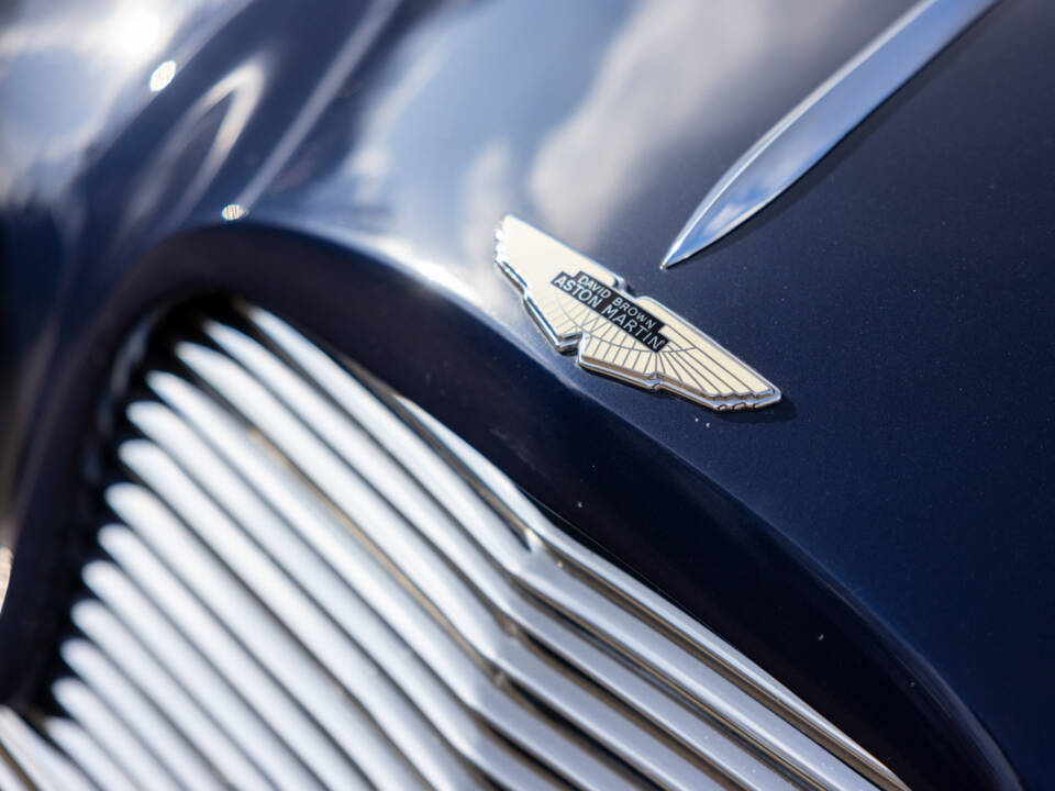 Image 31/50 of Aston Martin DB 2&#x2F;4 Mk I Vantage Convertible (1953)