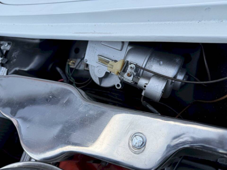 Immagine 23/35 di Chevrolet Corvette (1962)