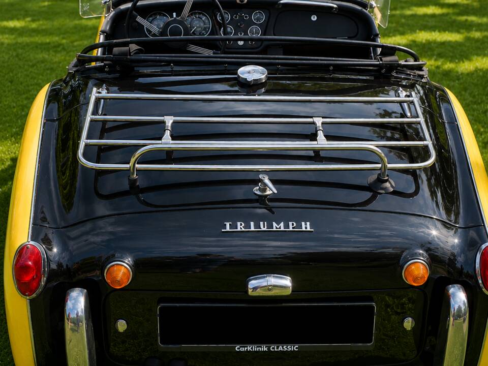 Afbeelding 18/21 van Triumph TR 3A (1961)