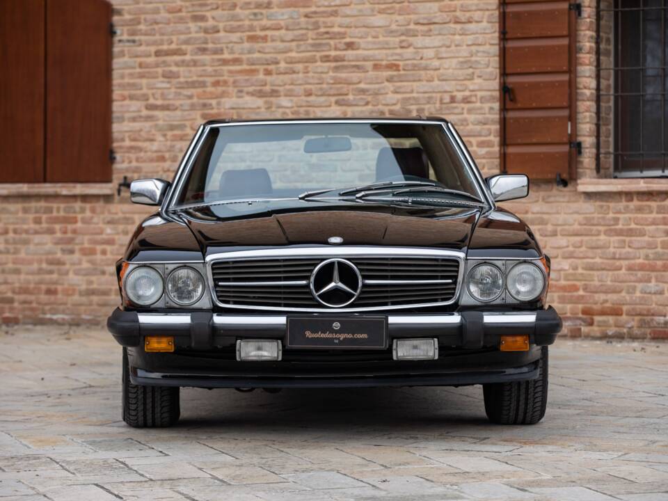 Afbeelding 5/50 van Mercedes-Benz 560 SL (1986)