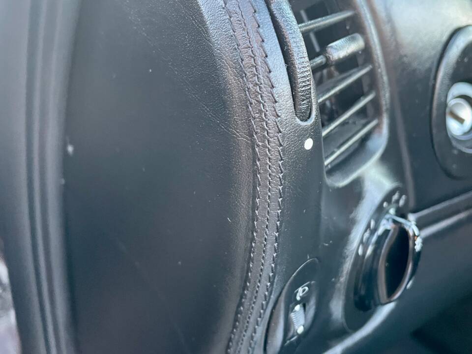 Bild 24/55 von Porsche 911 Carrera (1998)