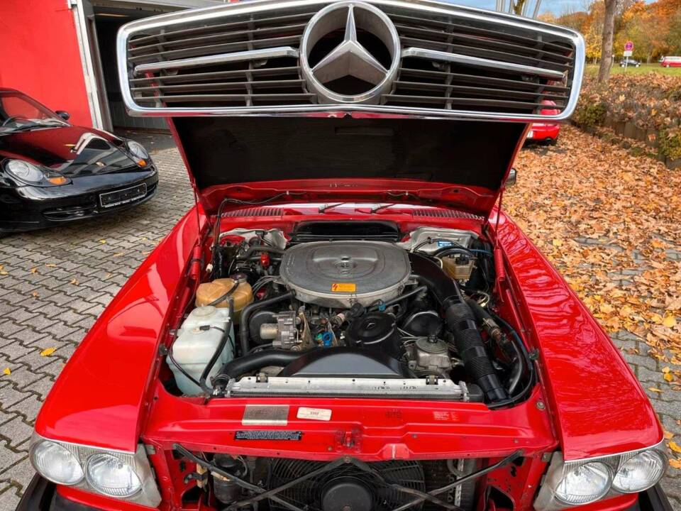 Image 21/22 de Mercedes-Benz 560 SL (1986)