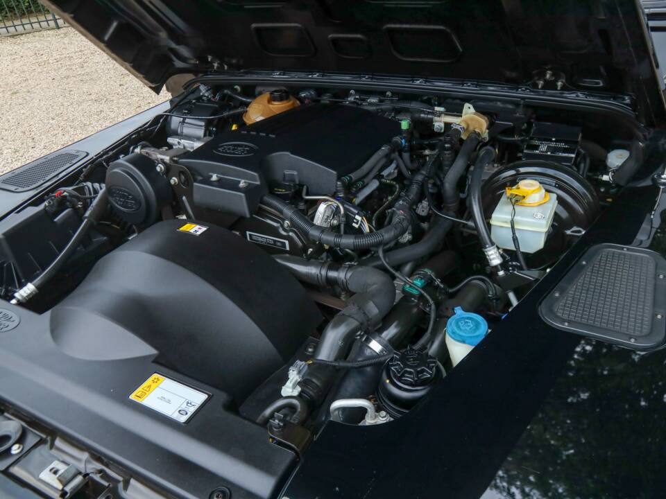 Obraz 19/50 pojazdu Land Rover Defender 90 (2013)