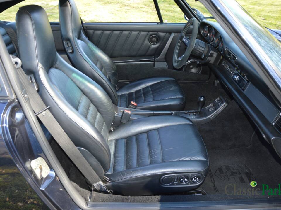 Imagen 23/50 de Porsche 911 Carrera 2 (1991)