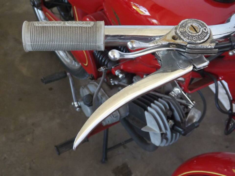 Image 18/50 de Moto Guzzi Cardellino 65 (1955)
