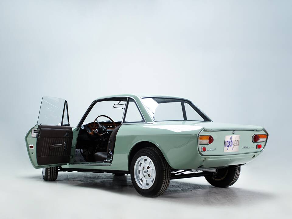 Bild 15/28 von Lancia Fulvia Coupe Rallye (1967)