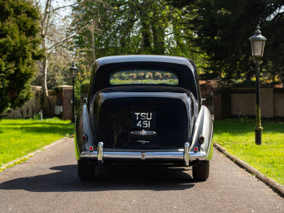 Image 8/38 of Rolls-Royce Silver Dawn (1954)