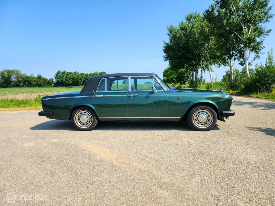 Afbeelding 16/41 van Rolls-Royce Silver Shadow II (1978)