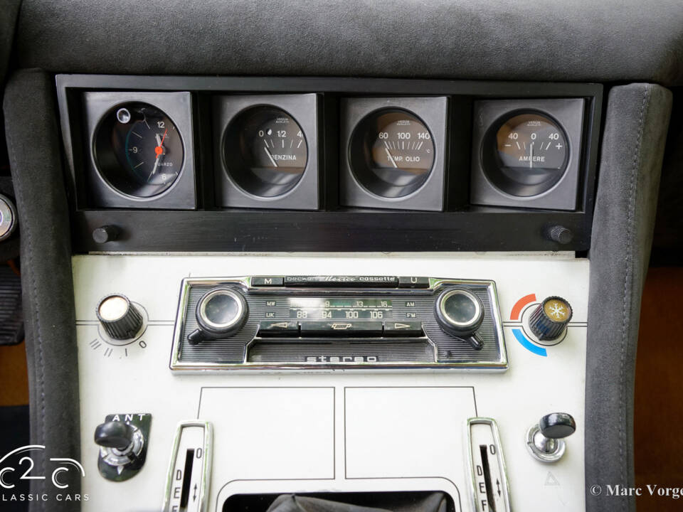 Image 54/80 of Ferrari 365 GTC&#x2F;4 (1972)