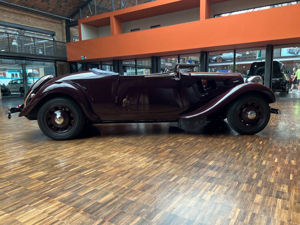 Image 15/38 of Citroën Traction Avant 11 BL Légère (1938)