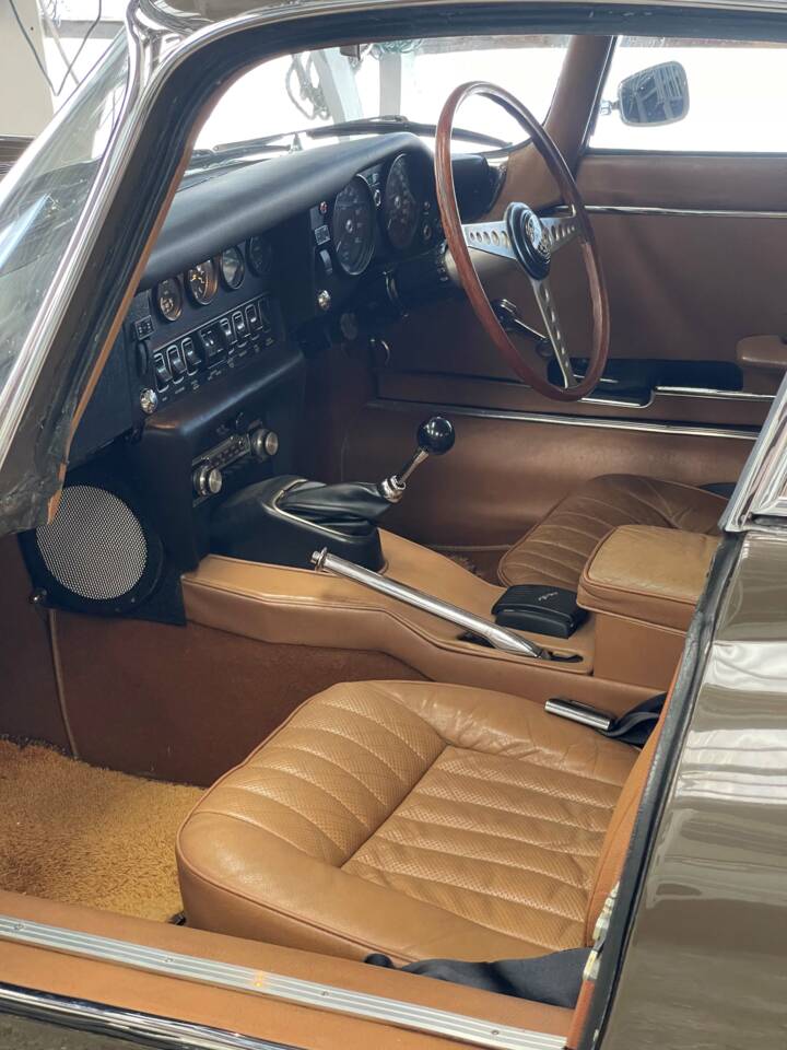 Image 10/12 of Jaguar E-Type (1971)
