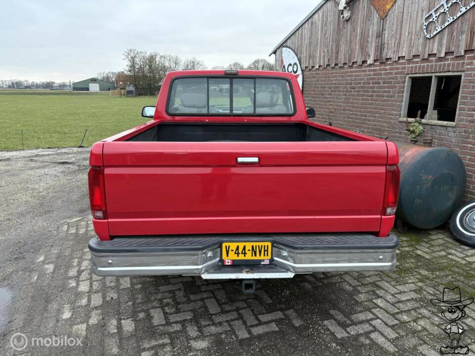 Bild 19/24 von Ford F-150 SuperCab (1992)