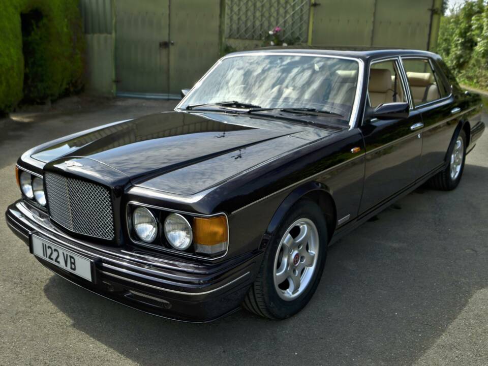 Image 12/50 of Bentley Turbo RT (1997)