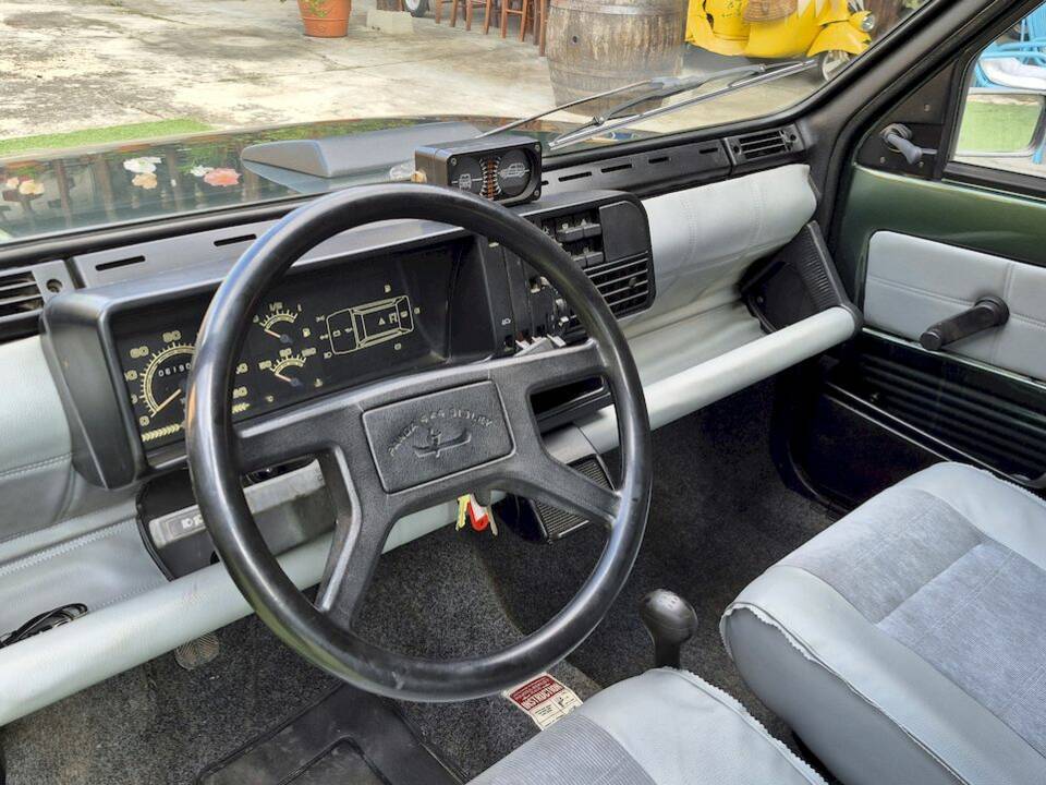 Bild 20/37 von FIAT Panda 4x4 1,0 (1989)