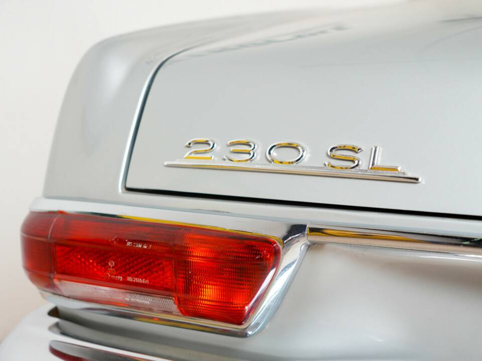 Bild 12/36 von Mercedes-Benz 230 SL (1966)