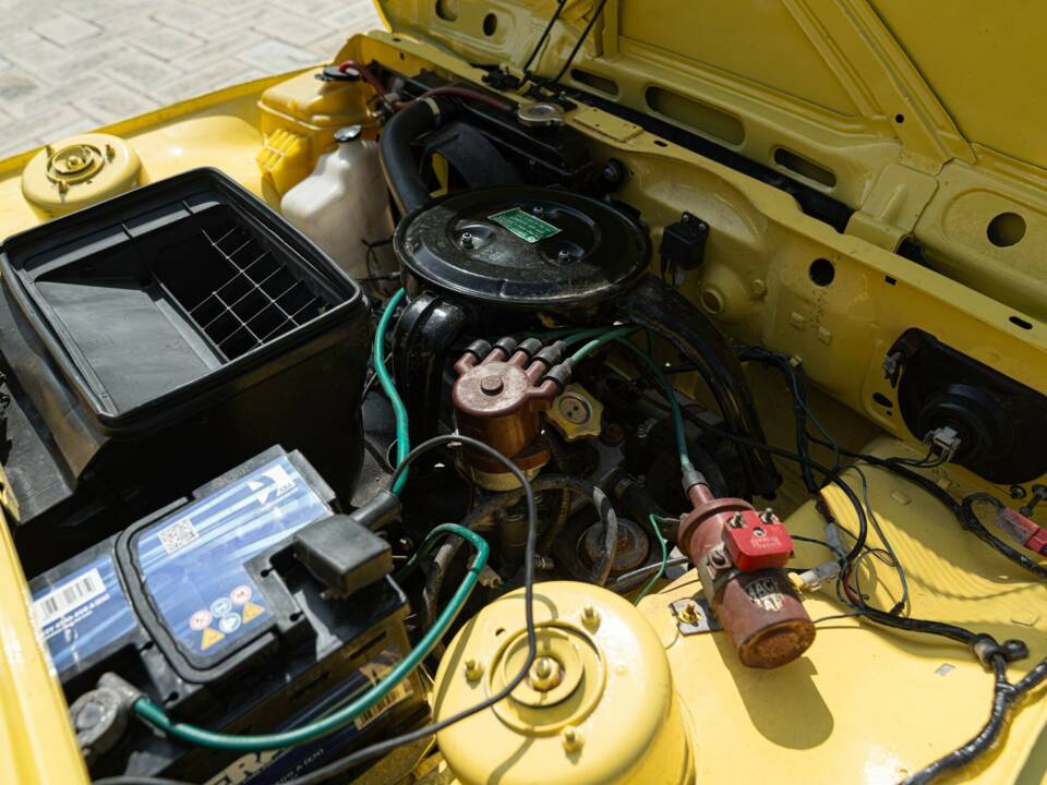 Image 45/50 of FIAT 127 Moretti Midimaxi 900 (1980)