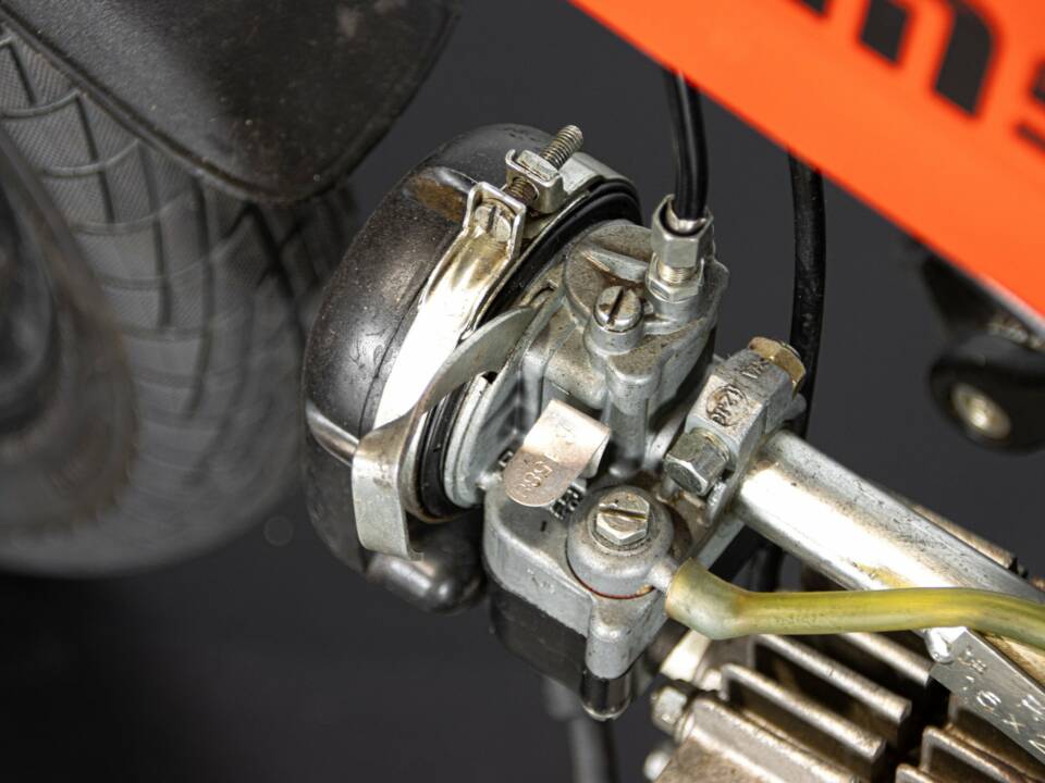 Afbeelding 38/50 van Pram DUMMY (1979)