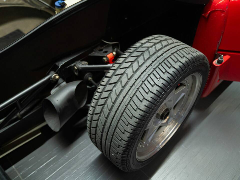 Image 50/50 de Ferrari F40 (1991)