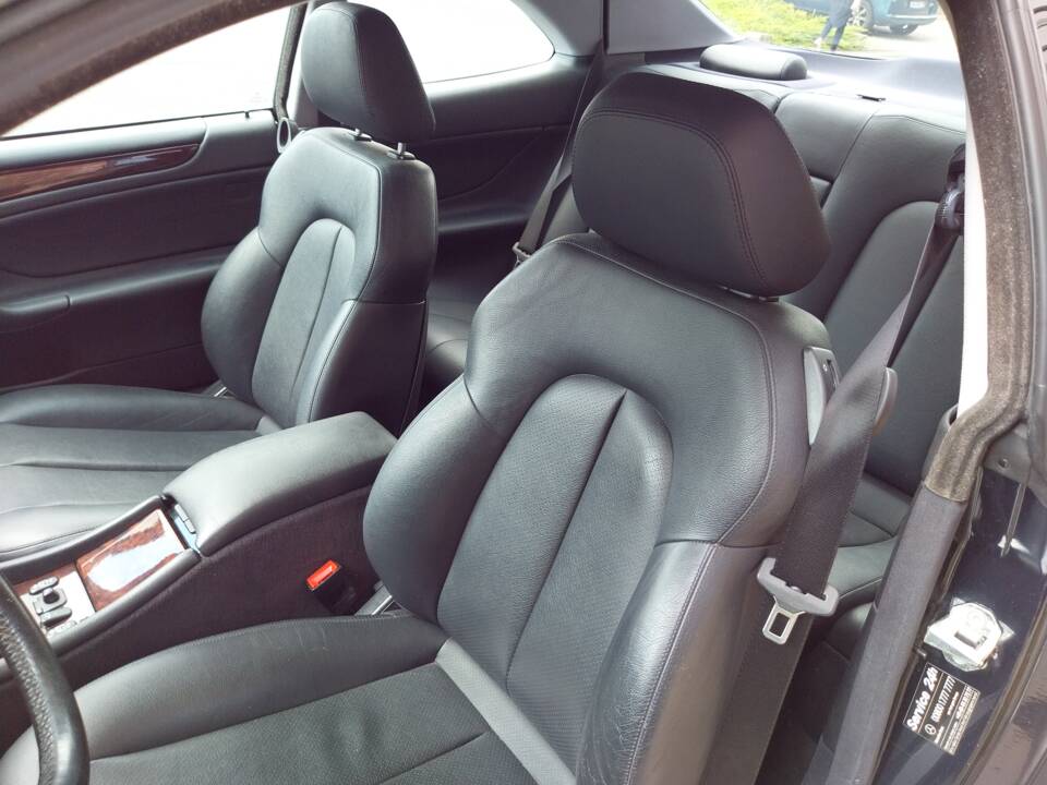Afbeelding 14/32 van Mercedes-Benz CLK 230 Kompressor (2001)