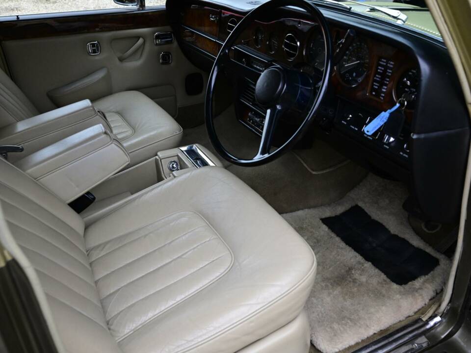 Bild 29/50 von Rolls-Royce Silver Shadow II Jubilee (1980)