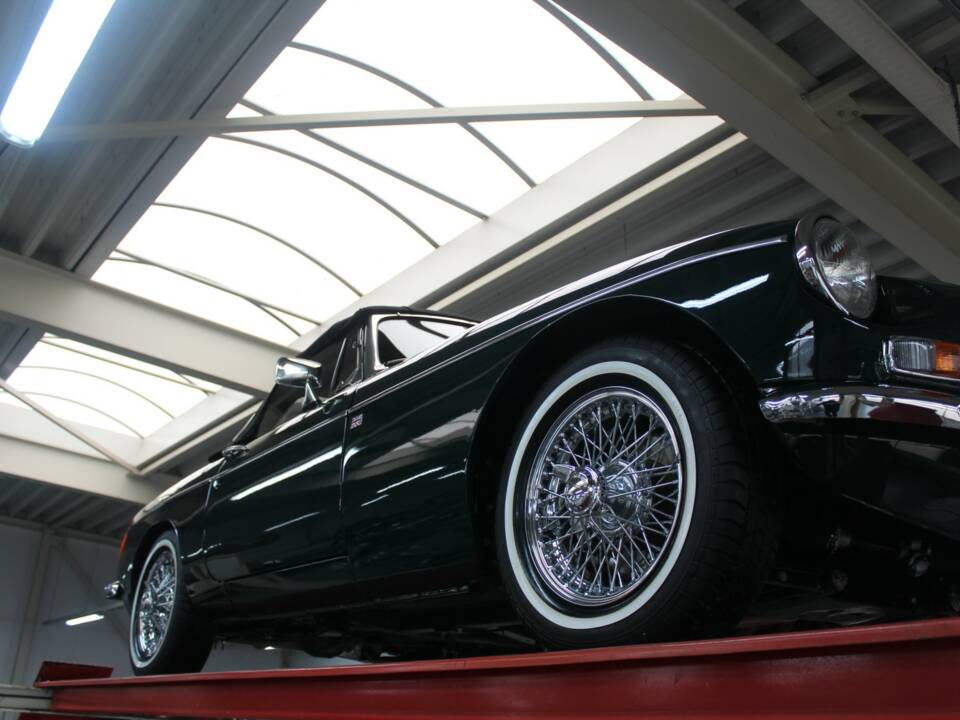 Image 11/50 of MG MGB (1974)
