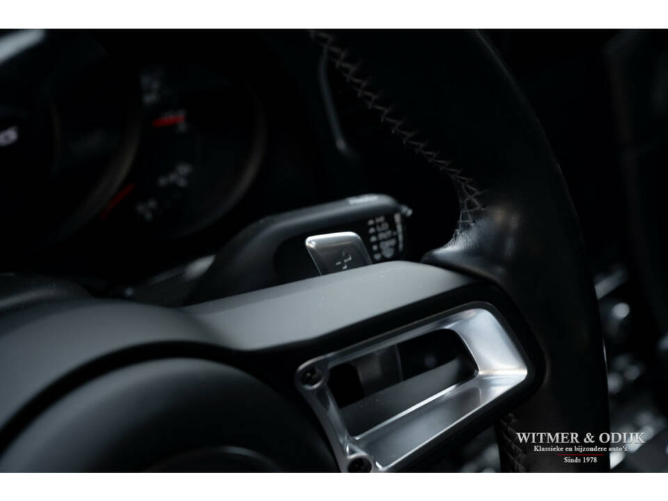 Image 23/38 of Porsche 911 Carrera 4S (2017)