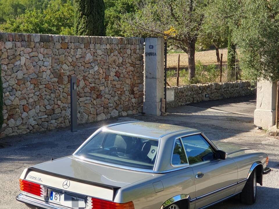 Image 2/15 de Mercedes-Benz 500 SL (1985)