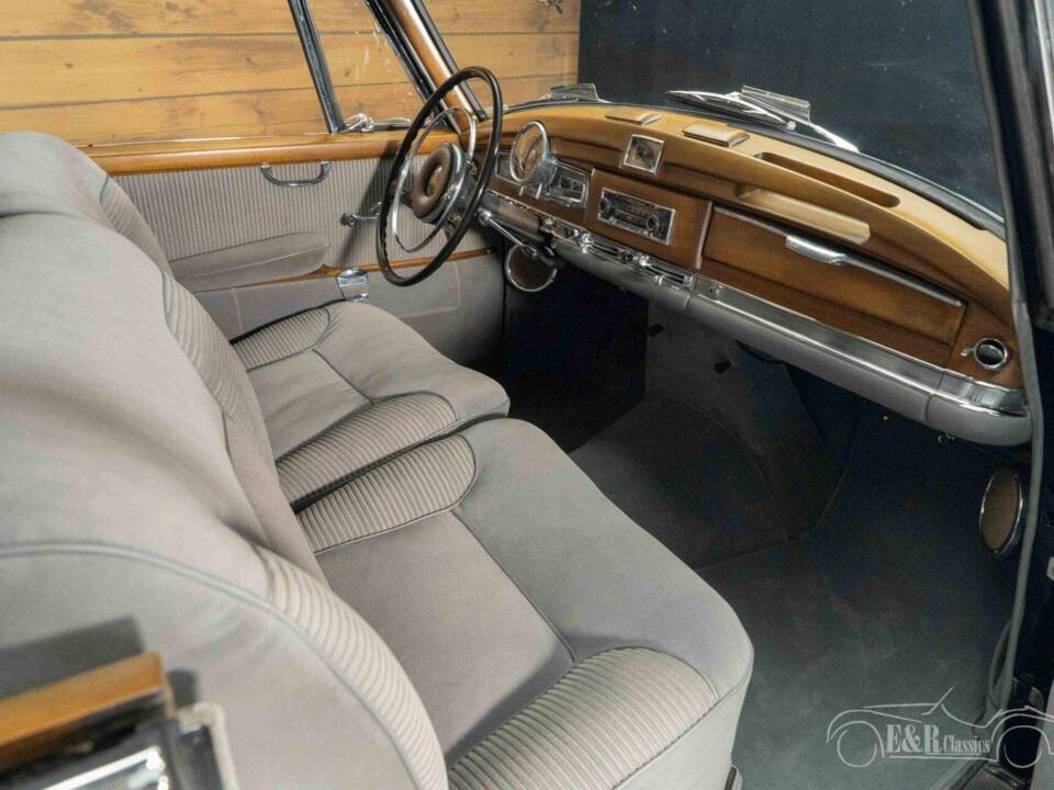 Bild 10/19 von Mercedes-Benz 300 d (1962)