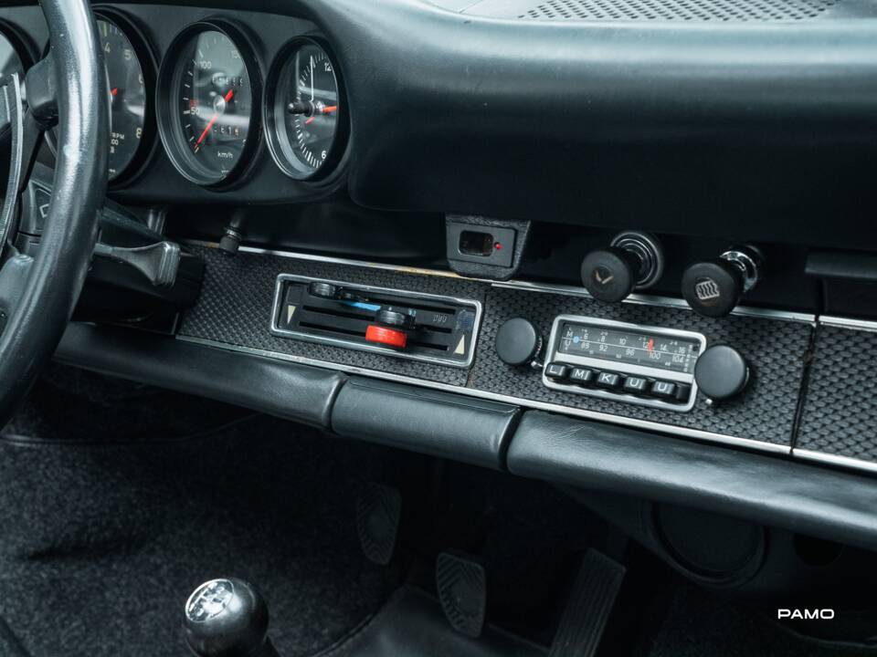 Bild 27/41 von Porsche 911 2.2 E (1970)