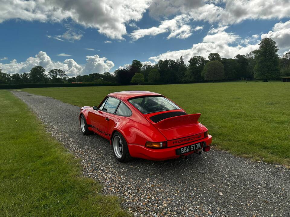 Bild 10/47 von Porsche 911 Carrera 4 (1990)