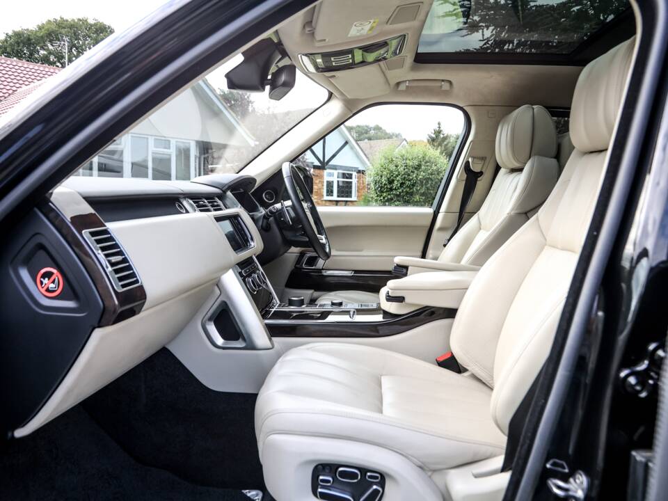 Imagen 32/49 de Land Rover Range Rover Sport SVR (2014)